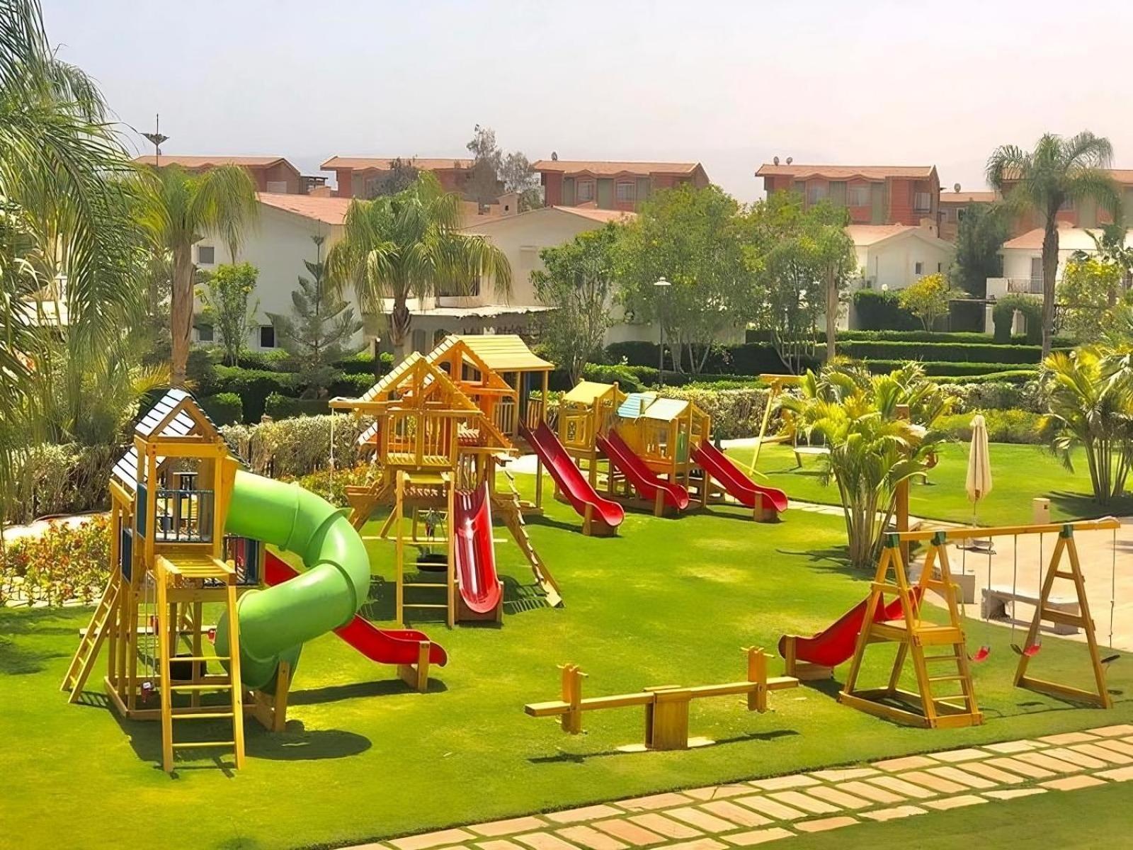 Jaz Little Venice Golf Resort Ain Sukhna Ngoại thất bức ảnh Playground in El Alamein
