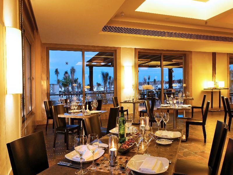 Jaz Little Venice Golf Resort Ain Sukhna Ngoại thất bức ảnh The restaurant