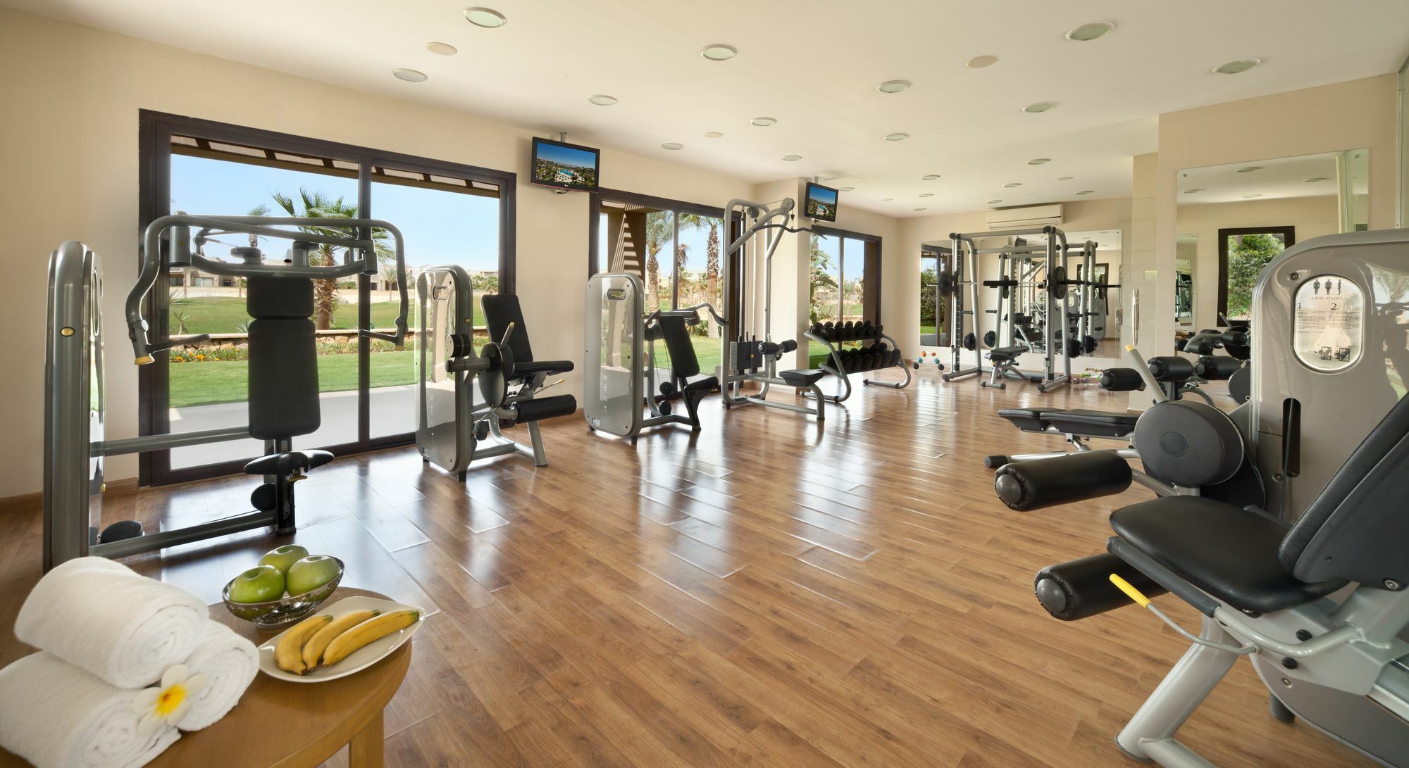 Jaz Little Venice Golf Resort Ain Sukhna Ngoại thất bức ảnh The gym at the resort